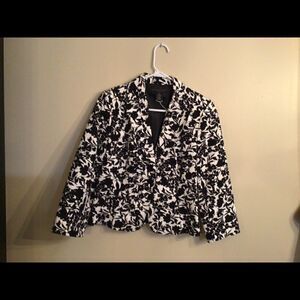 Sweet Apostrophe, size 8 jacket